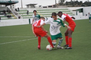 Futebol- Sporting de Lourel derrota 1.º de Dezembro nos Juniores da AFL