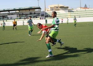 Futebol- Lourel vence Pero Pinheiro na Divisão de Honra da AFL Futebol- Lourel vence Pero Pinheiro na Divisão de Honra da AFL