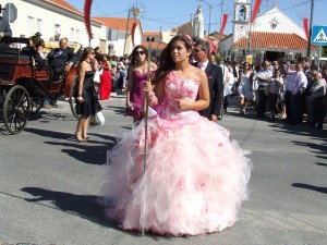 Freguesia de Almargem do Bispo em festa até Outubro