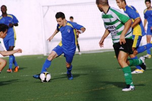 Futebol- Sporting de Lourel vence na ronda inaugural da Divisão de Honra da AFL Futebol- Sporting de Lourel vence na ronda inaugural da Divisão de Honra da AFL