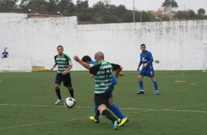 Futebol- Lourel empata (2-2) e perde liderança da Divisão de Honra da AFL Futebol- Lourel empata (2-2) e perde liderança da Divisão de Honra da AFL