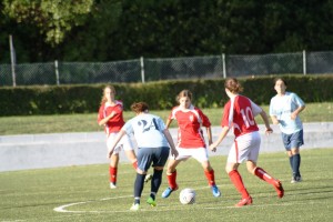 Futebol Feminino- 1.º de Dezembro perde em casa com “Os Belenenses” da Marinha Grande Futebol Feminino- 1.º de Dezembro perde em casa com “Os Belenenses” da Marinha Grande