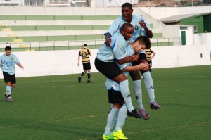 Futebol- Taça AFL: Mem Martins goleado (0-5) pelo Santo António de Lisboa Futebol- Taça AFL: Mem Martins goleado (0-5) pelo Santo António de Lisboa