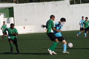 Futebol- Juniores-A, da AFL; Lourel derrotado em casa (0-4) pela União de Tires Futebol- Juniores-A, da AFL; Lourel derrotado em casa (0-4) pela União de Tires