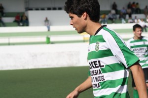 Futebol- Lourel de pontaria afinada vence (6-1) Vialonga na Divisão de Honra da AFL