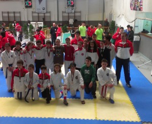 Karate Shukokai – Dojo Samurai (Rinchoa) conquista 14 medalhas no Campeonato Nacional