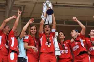 1.º de Futebol Feminino- 1.º de Dezembro conquista Taça de Portugal pela sétima vez