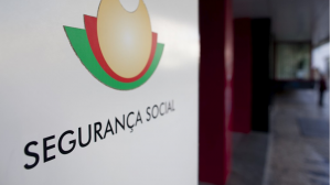 PAIS QUE RECEBAM APOIOS SEM A ELES TEREM DIREITO ARRISCAM MULTA ATÉ 12.500 EUROS