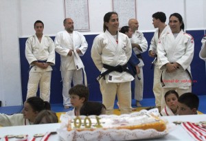 Centenário foi assinalado com bolo e medalha alusiva ao Centenário do Mestre